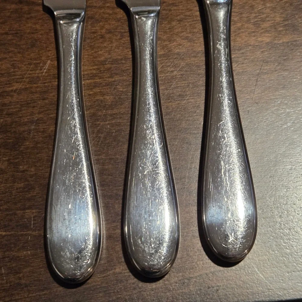 Reed & Barton Stainless Steel  Dalton Dinner Knives 18/10 Handle Set of 3 China